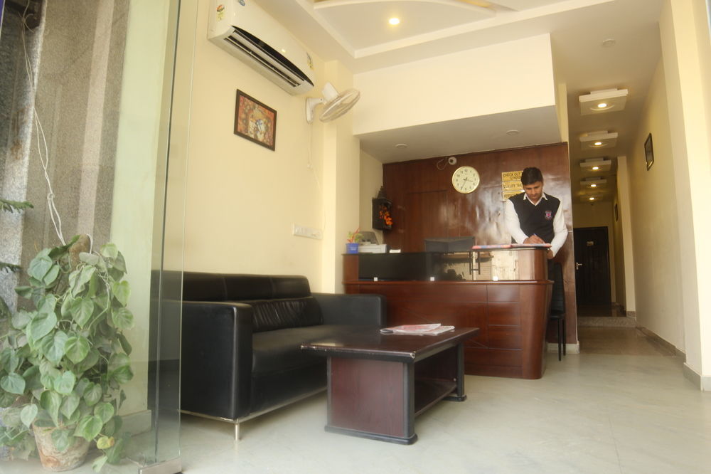 Hotel Clayton Near Igi Airport Delhi Nueva Delhi Exterior foto